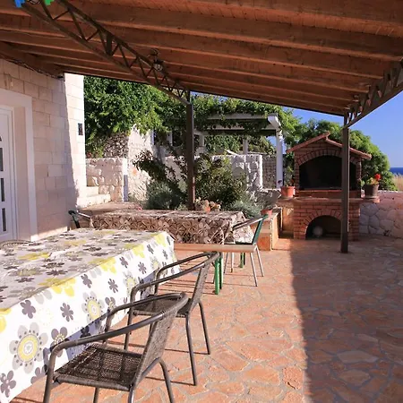 Apartman Vili *